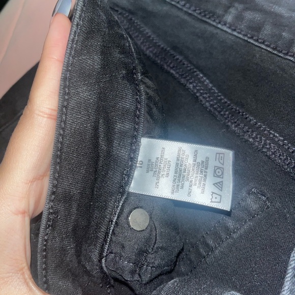 Shorts
Aeropostale
Size 16 - Picture 4 of 4